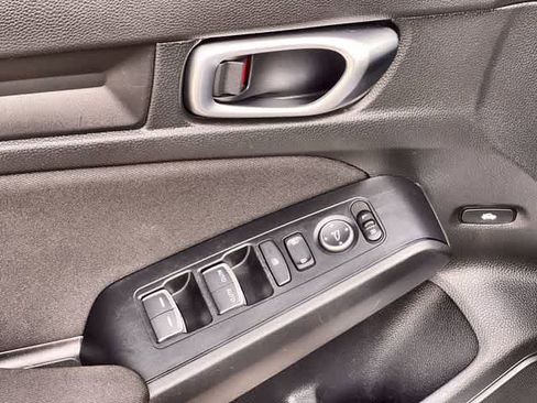 Used 2024 Honda Civic Sport image 30