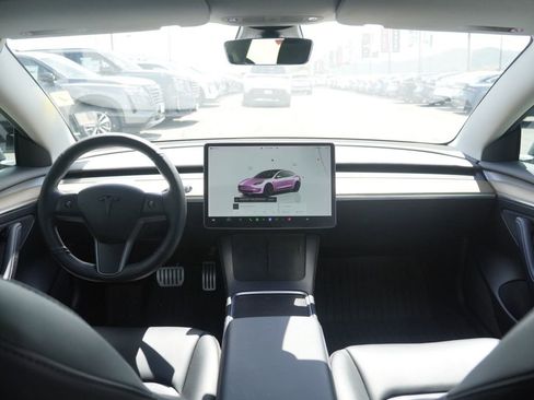Used 2022 Tesla Model 3 Performance image 18