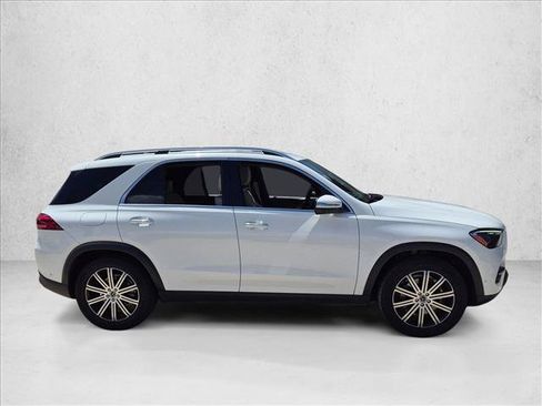 Certified 2024 Mercedes-Benz GLE 350 4MATIC image 4