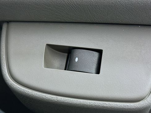 Used 2024 Chevrolet Express 2500 w/ Driver Convenience Package image 24