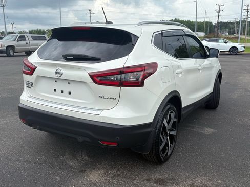 Used 2022 Nissan Rogue Sport SL w/ Premium Package AWD/4WD image 5
