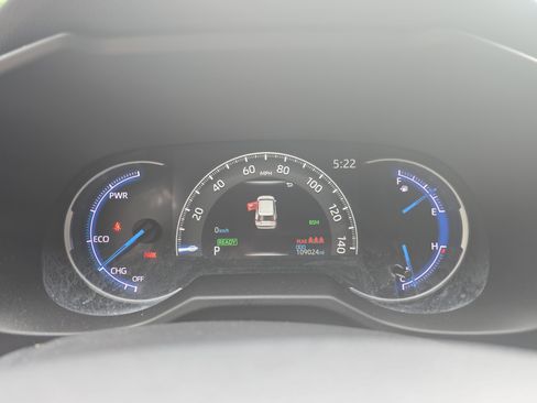 Used 2022 Toyota RAV4 XSE AWD/4WD image 18