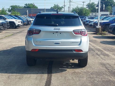 Used 2026 Jeep Compass Limited AWD/4WD image 6
