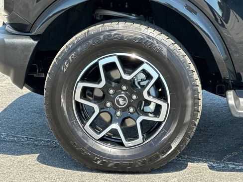 Certified 2025 Ford Bronco Outer Banks AWD/4WD image 25