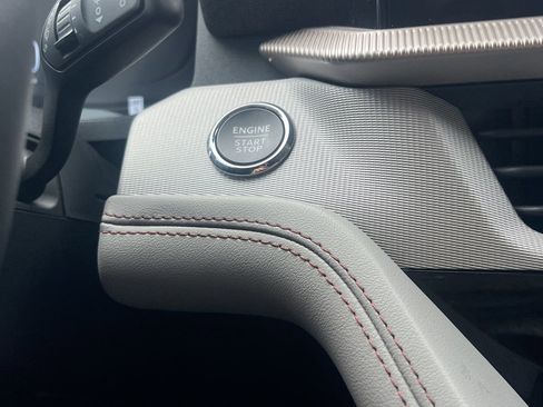 New 2026 Ford Explorer Active w/ Active Comfort Package RWD image 6