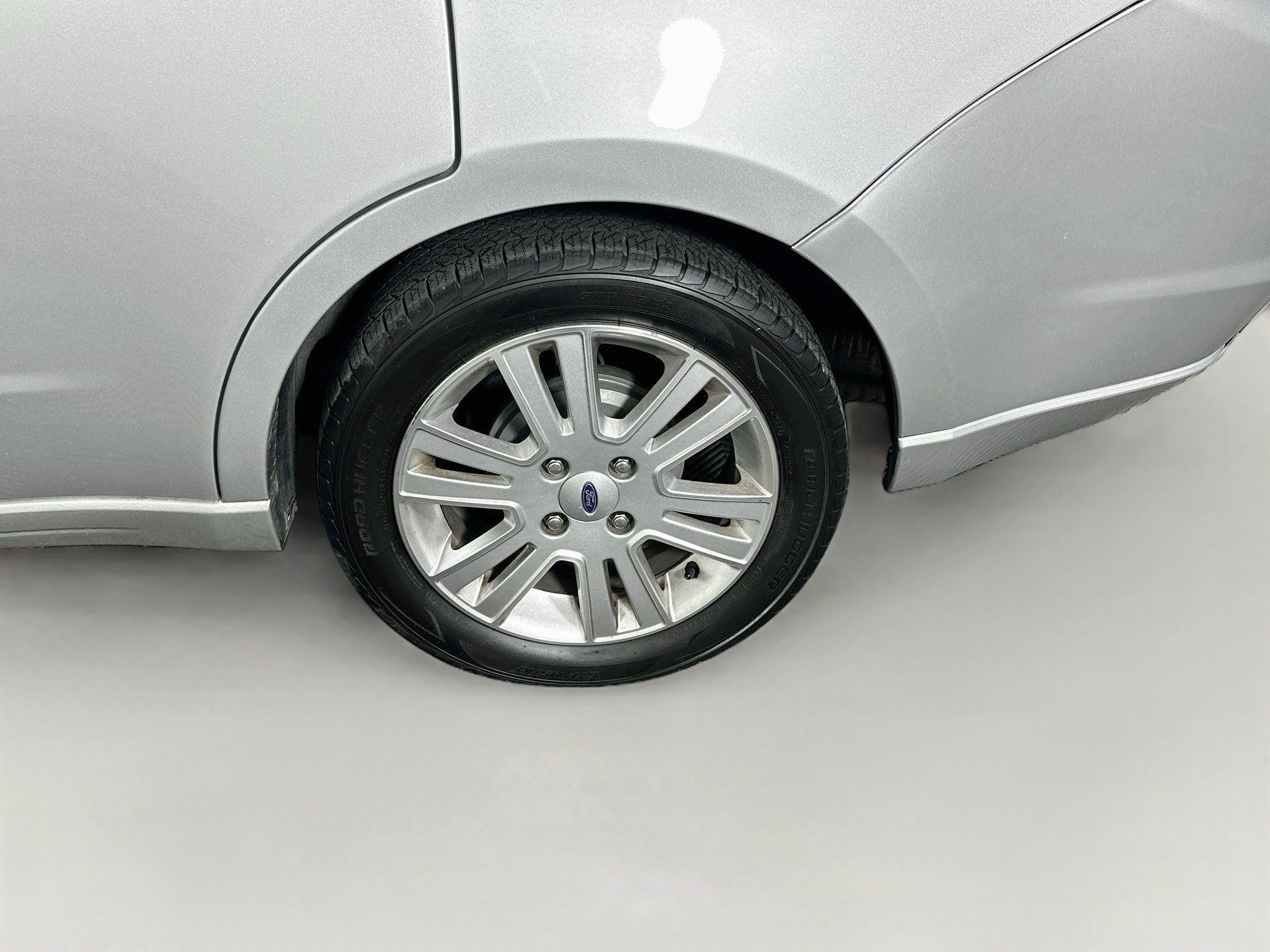 Used 2011 Ford Focus SEL w/ 301A Rapid Spec Order Code FWD image 11