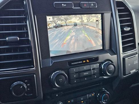 Used 2018 Ford F150 XLT w/ Equipment Group 302A Luxury AWD/4WD image 13