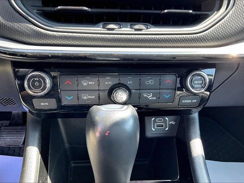 Used 2022 Jeep Compass Trailhawk AWD/4WD image 27