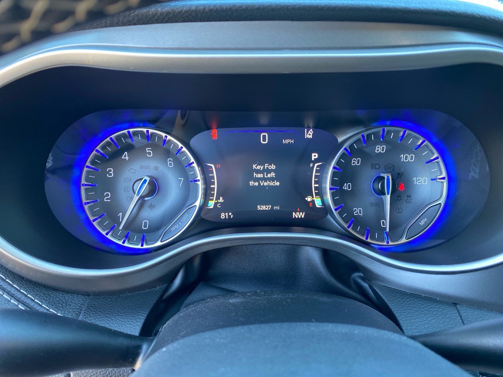 Used 2023 Chrysler Pacifica Touring-L FWD image 18