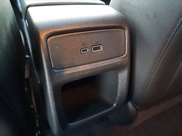 Used 2024 Chevrolet Trax ACTIV w/ Sunroof Package FWD image 17