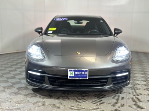 Used 2017 Porsche Panamera 4 image 9