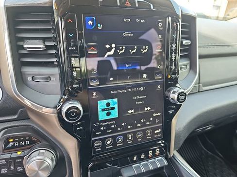 Used 2020 RAM 1500 Laramie AWD/4WD image 22