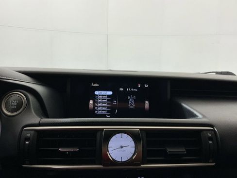 Used 2018 Lexus IS 300 F Sport w/ F Sport Package image 11