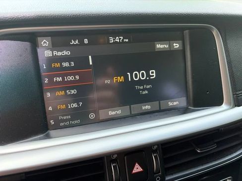 Used 2020 Kia Optima LX FWD image 18