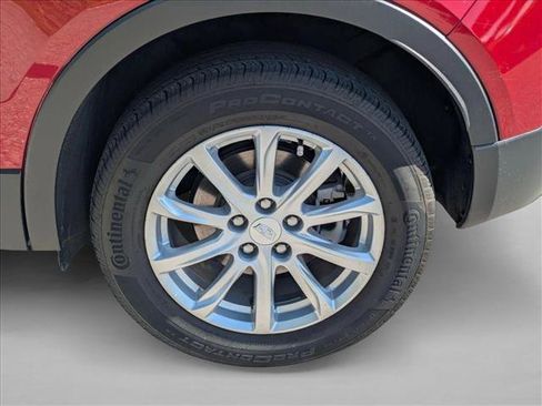 Used 2022 Cadillac XT4 Luxury FWD image 9