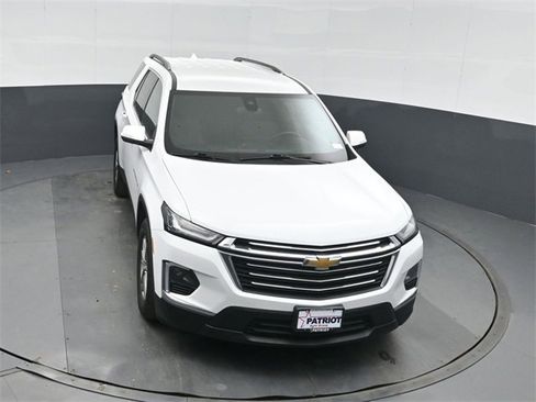 Used 2023 Chevrolet Traverse LT w/ LPO, Floor Liner Package image 38