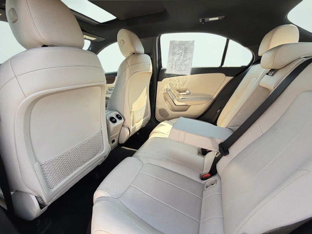 Used 2021 Mercedes-Benz A 220 image 38