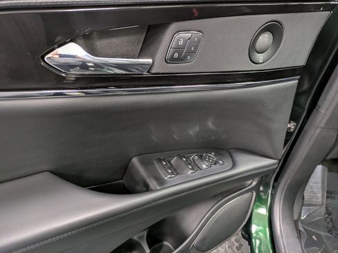 Used 2021 Lincoln Nautilus Reserve w/ Cargo Utility Package image 9