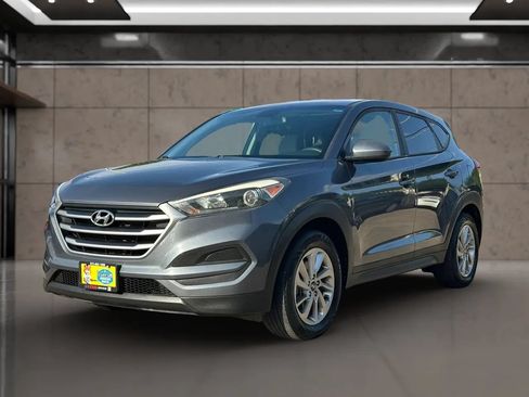 Used 2018 Hyundai Tucson SE FWD image 2