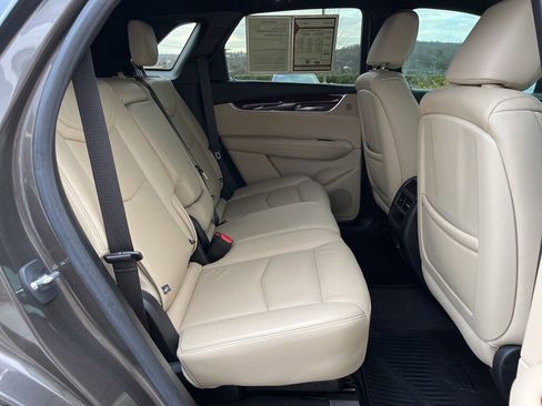 Used 2019 Cadillac XT5 Luxury image 23