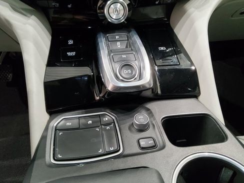 Used 2023 Acura MDX FWD w/ Technology Package image 35