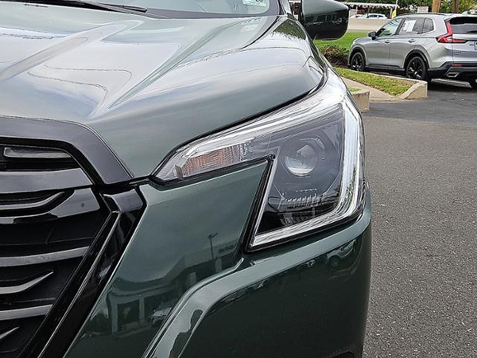 Used 2024 Subaru Forester Premium AWD/4WD image 9
