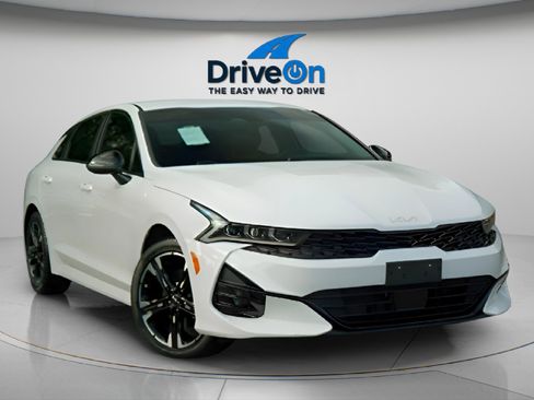 Used 2024 Kia K5 GT-Line w/ GT-Line Premium Package image 11