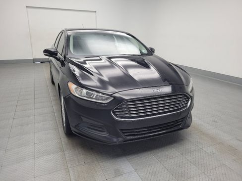 Used 2015 Ford Fusion SE image 14
