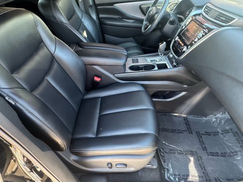 Certified 2023 Nissan Murano SV w/ SV Midnight Edition Package image 11