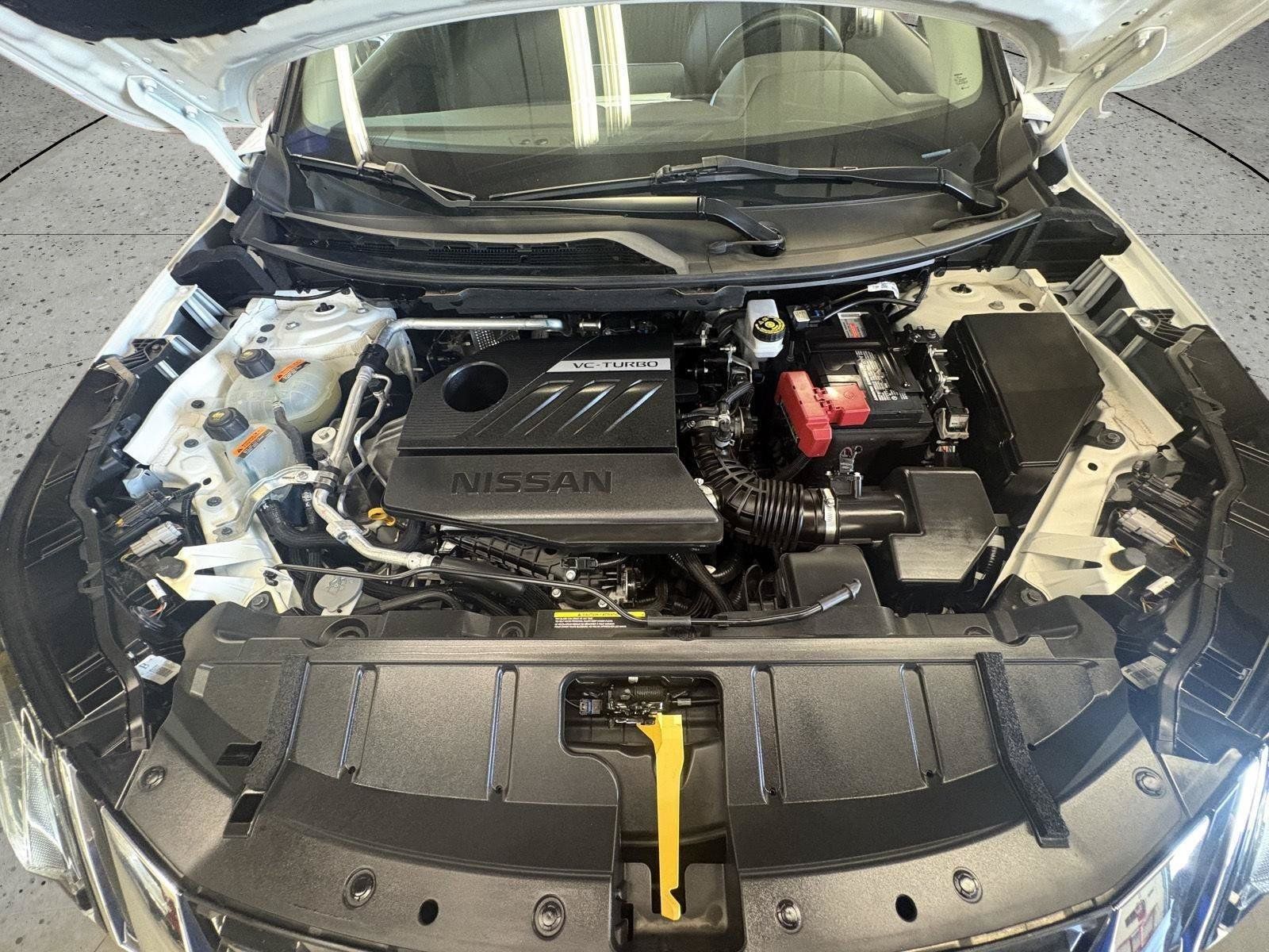 Used 2023 Nissan Rogue SL AWD/4WD image 9