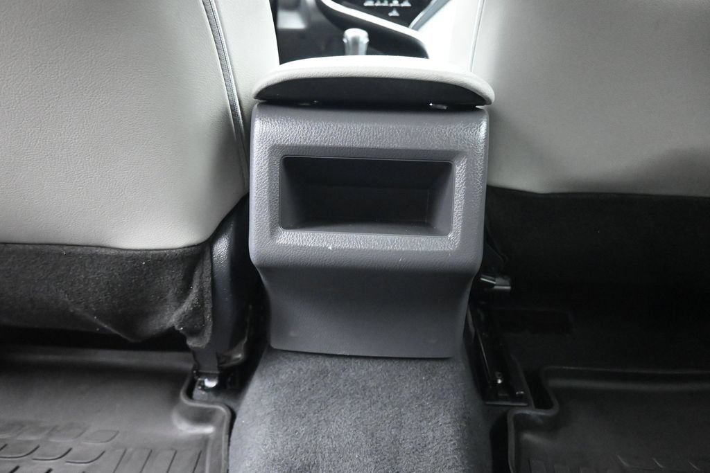 Used 2023 Toyota Camry SE FWD image 32