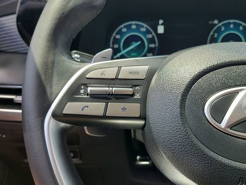 Used 2024 Hyundai Palisade Limited FWD image 21