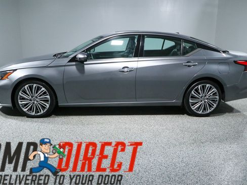 Used 2023 Nissan Altima 2.5 SL FWD image 10