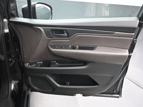 Used 2018 Honda Odyssey EX image 52