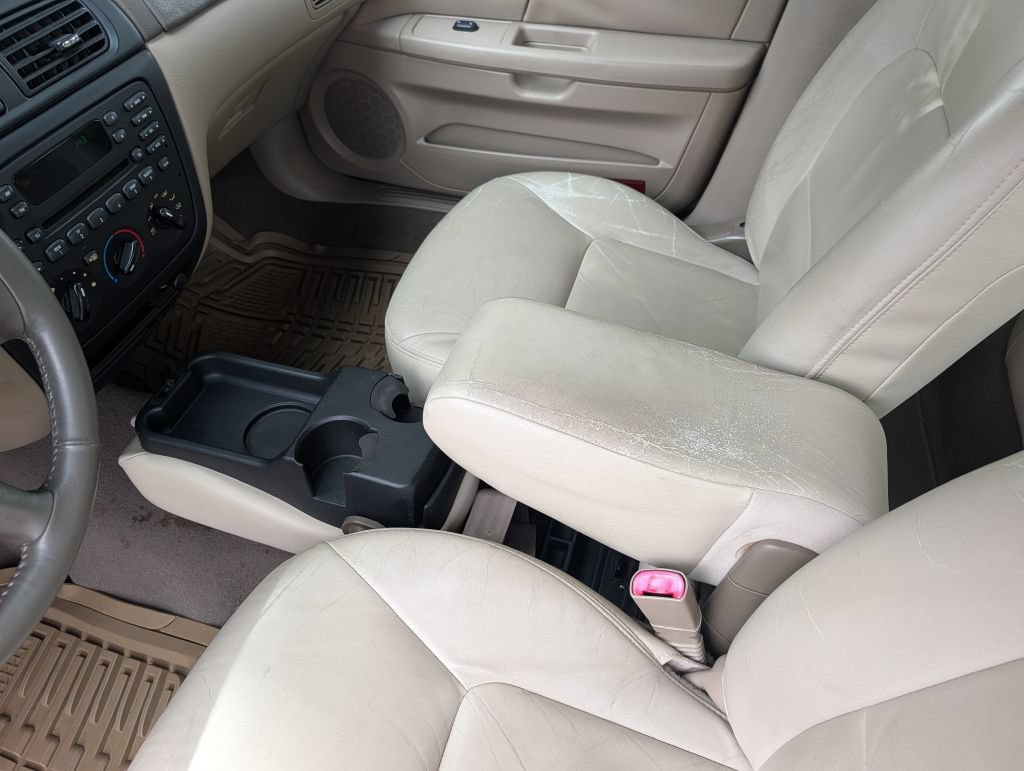 Used 2001 Ford Taurus SES FWD image 13