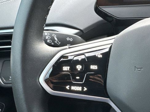 Certified 2023 Volkswagen ID.4 Pro image 16