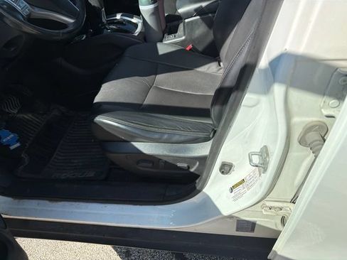 Used 2014 Nissan Rogue SL AWD/4WD image 7