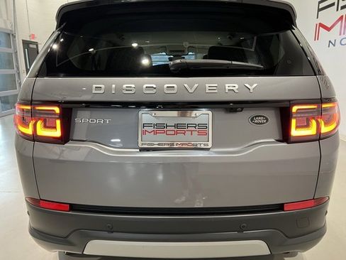 Used 2023 Land Rover Discovery Sport SE image 7
