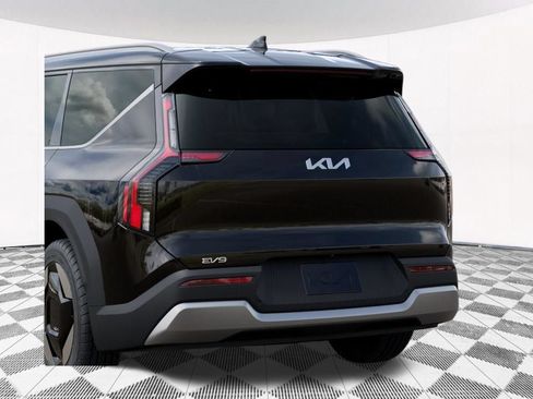 New 2026 Kia EV9 Wind AWD/4WD image 18