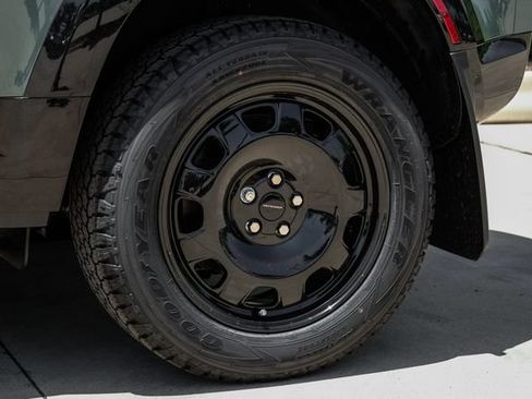 New 2026 Land Rover Defender 110 Trophy Edition AWD/4WD image 69