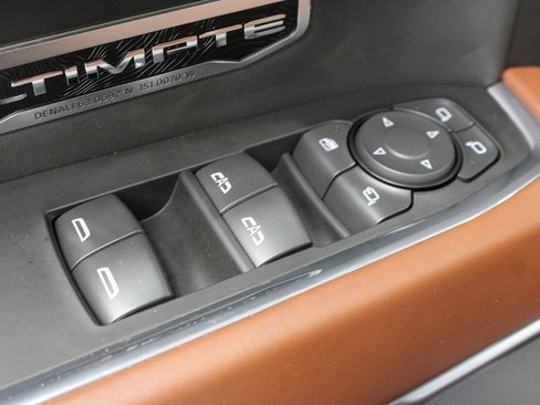 Used 2025 GMC Sierra 1500 Denali Ultimate image 77