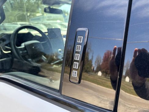 Used 2022 Ford F150 Lightning Lariat w/ Tow Technology Package image 19