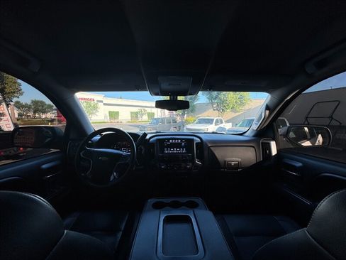 Used 2017 Chevrolet Silverado 1500 LT w/ All Star Edition AWD/4WD image 32