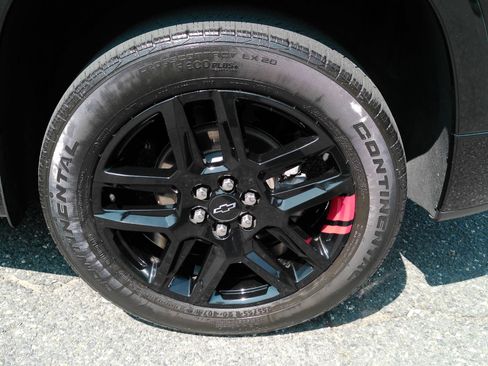 Certified 2023 Chevrolet Traverse Premier w/ Redline Edition AWD/4WD image 32