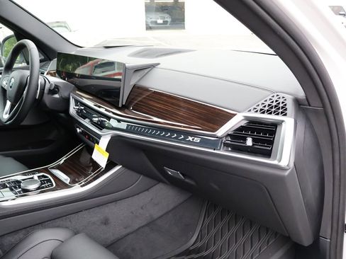 New 2026 BMW X5 xDrive40i AWD/4WD image 9