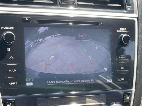 Used 2018 Subaru Outback 2.5i Limited AWD/4WD image 19