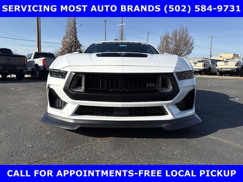 Used 2024 Ford Mustang GT Premium image 9