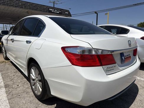 Used 2014 Honda Accord EX image 4