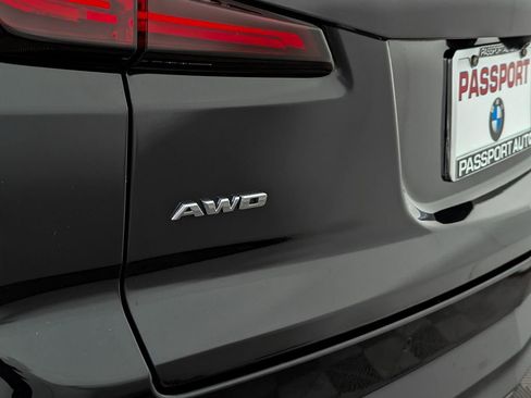 Used 2019 Cadillac XT4 Premium Luxury w/ Cold Weather Package image 11