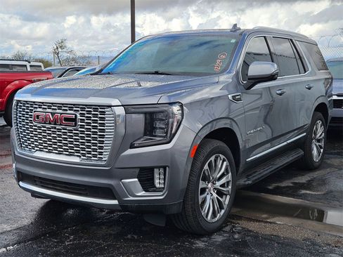 Used 2021 GMC Yukon Denali image 3